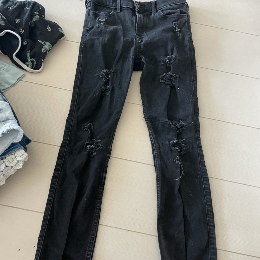 Abercrombie kids 11/12 Jean jeggings black distressed